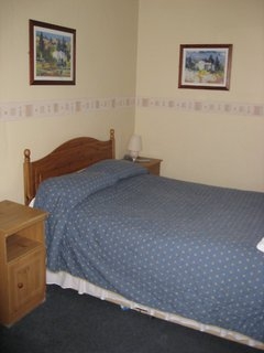 Imagen de la habitación del Hotel Croydon Court. Foto 9
