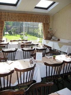 Imagen del bar/restaurante del Hotel Croydon Court. Foto 6