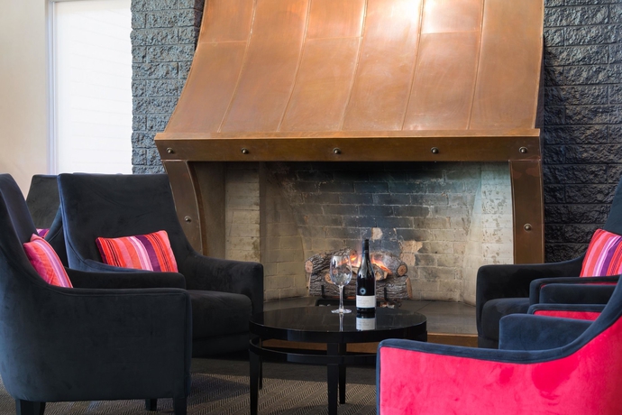 Imagen del bar/restaurante del Hotel Croydon Lodge. Foto 3