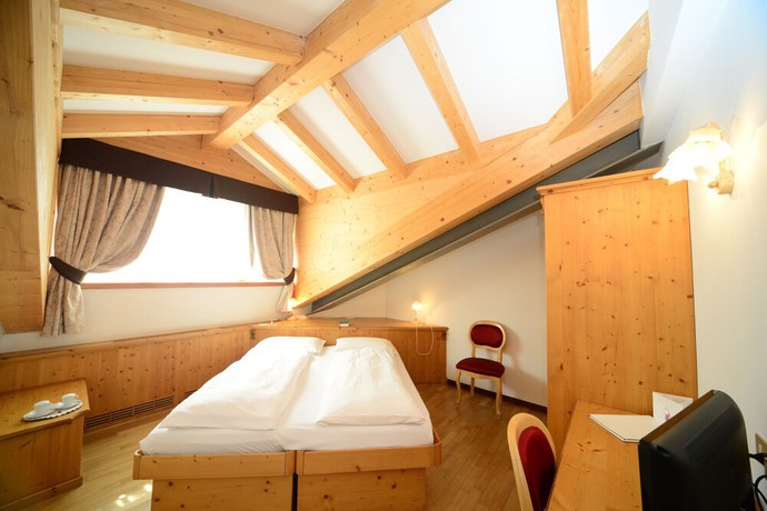 Imagen de la habitación del Hotel Crozzon. Foto 6