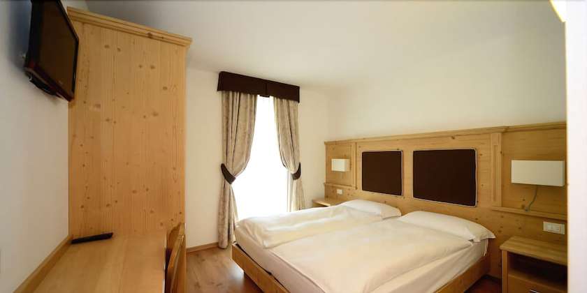 Imagen de la habitación del Hotel Crozzon. Foto 11