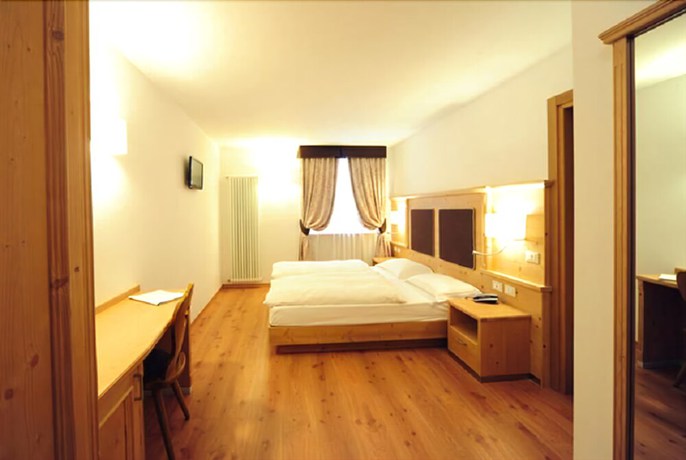 Imagen de la habitación del Hotel Crozzon. Foto 13