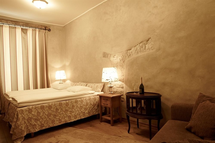 Imagen de la habitación del Hotel Cru. Foto 3