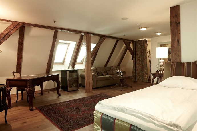 Imagen de la habitación del Hotel Cru. Foto 13