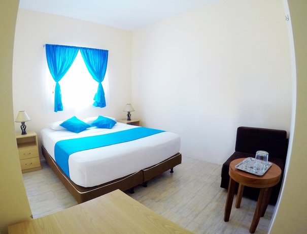 Imagen de la habitación del Hotel Crucero. Foto 15