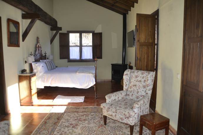 Imagen de la habitación del Hotel Cruells. Foto 5
