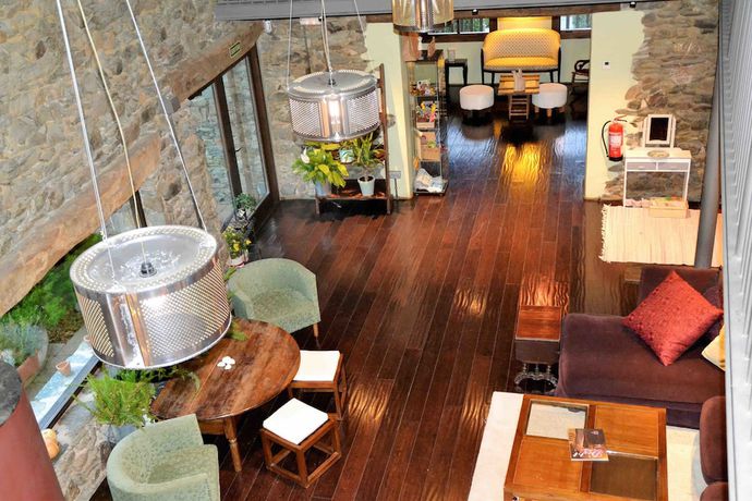 Imagen de los interiores del Hotel Cruells. Foto 18