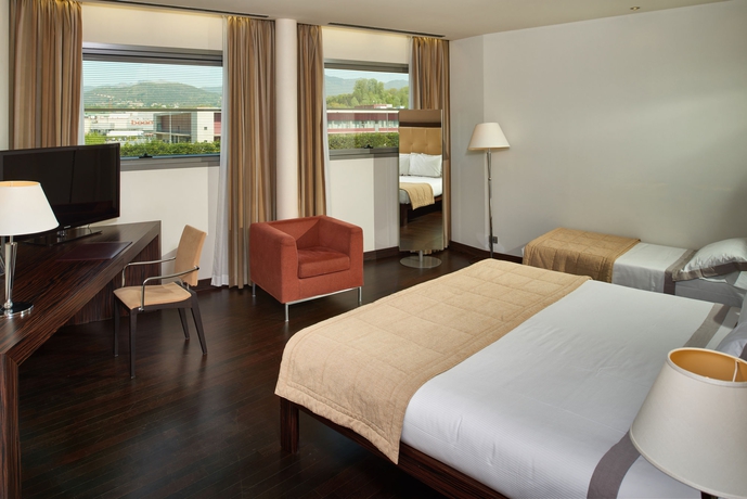 Imagen de la habitación del Hotel Cruise. Foto 8