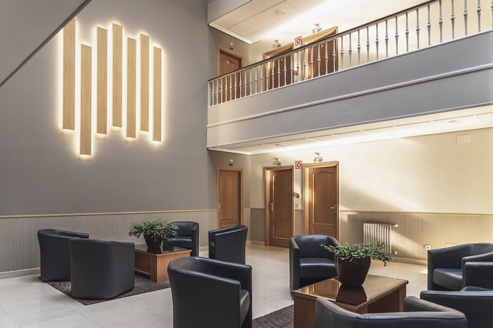 Imagen de los interiores del Hotel Crunia. Foto 19