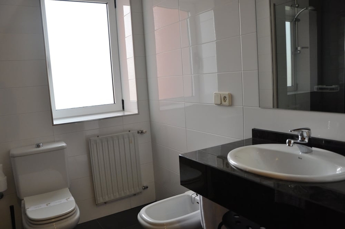 Imagen de la habitación del Hotel Crunia. Foto 15