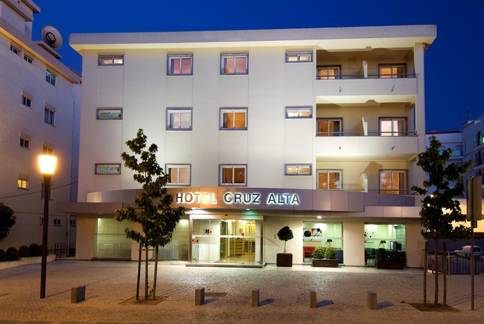 Imagen general del Hotel Cruz Alta. Foto 1