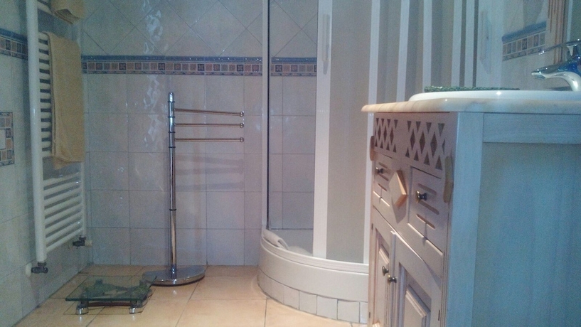 Imagen de la habitación del Hotel Cruz de Gracia. Foto 9