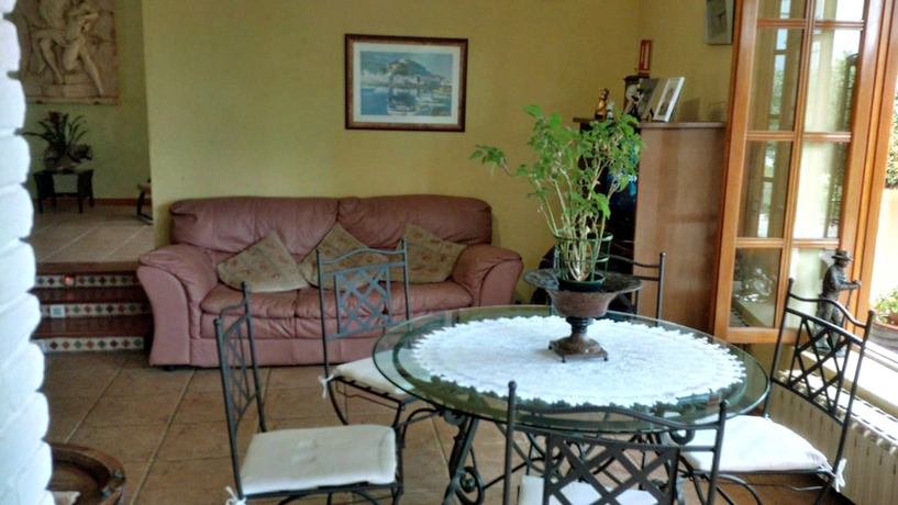 Imagen del bar/restaurante del Hotel Cruz de Gracia. Foto 2