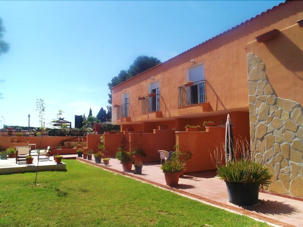 Imagen de los exteriores del Hotel Cruz de Gracia. Foto 12