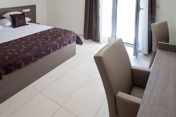 Imagen de la habitación del Hotel Crvena Luka Resort. Foto 7