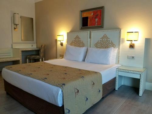 Imagen de la habitación del Hotel Crystal Admiral Aqua Collection. Foto 4