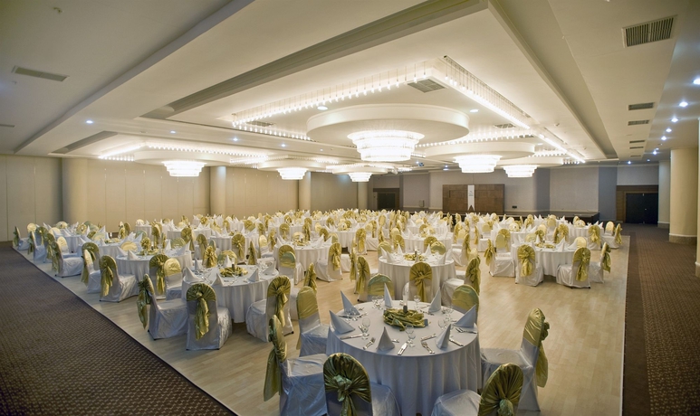 Imagen de los interiores del Hotel Crystal Admiral. Foto 11