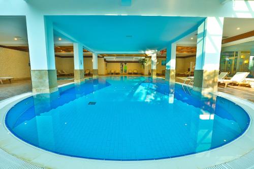 Imagen de los interiores del Hotel Crystal Aura Aqua Collection. Foto 12