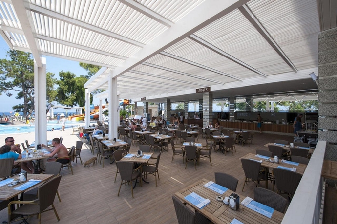 Imagen general del Hotel Crystal Aura. Foto 14