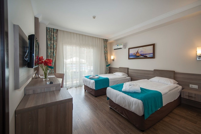 Imagen general del Hotel Crystal Aura. Foto 16