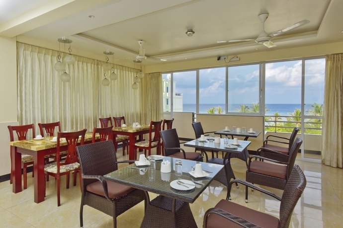 Imagen del bar/restaurante del Hotel Crystal Beach Inn. Foto 3