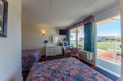 Imagen de la habitación del Hotel Crystal Beach Motor Inn. Foto 15