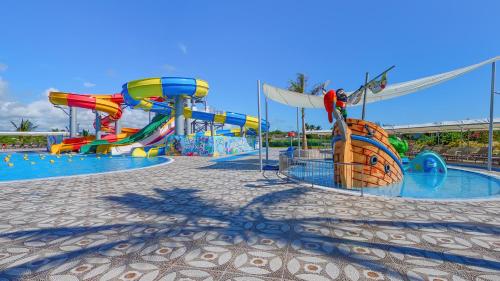 Imagen general del Hotel Crystal Beach Resort Belle Mare. Foto 11