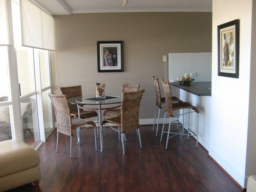 Imagen de la habitación del Hotel Crystal Beachfront Apartments. Foto 5