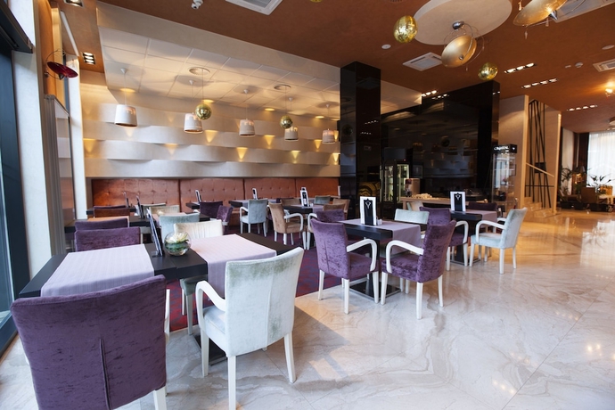 Imagen de los interiores del Hotel Crystal Belgrade. Foto 19