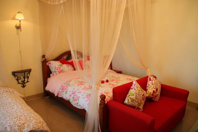 Imagen de la habitación del Hotel Crystal Blue Sea Maid. Foto 11