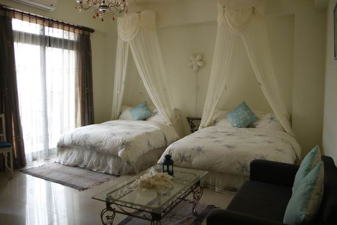 Imagen de la habitación del Hotel Crystal Blue Sea Maid. Foto 15