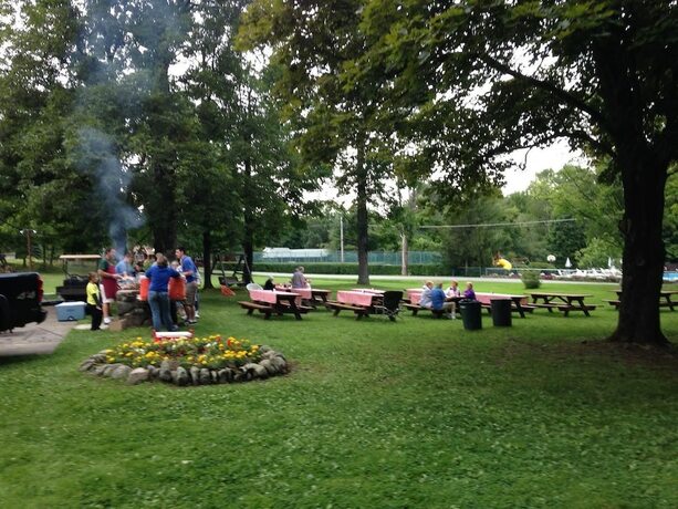 Imagen general del Hotel Crystal Brook Resort and Mountain Brauhaus. Foto 11