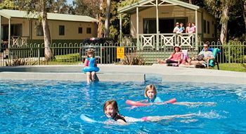 Imagen de los interiores del Hotel Crystal Brook Tourist Park. Foto 8