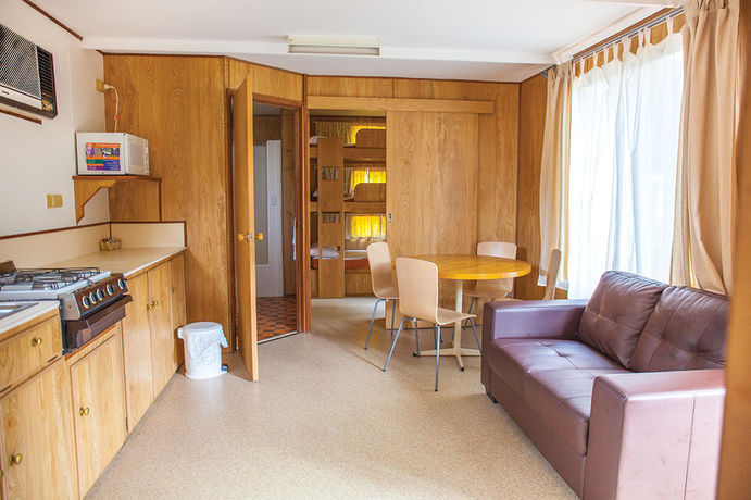 Imagen de los interiores del Hotel Crystal Brook Tourist Park. Foto 14