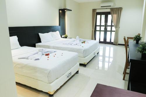Imagen de la habitación del Hotel Crystal City, Pagesangan. Foto 13