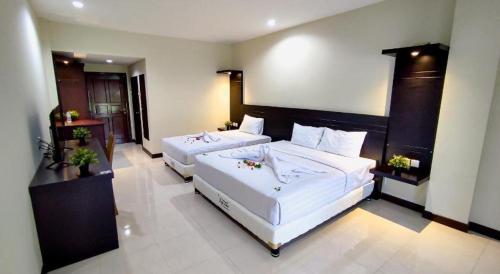 Imagen general del Hotel Crystal City, Pagesangan. Foto 2
