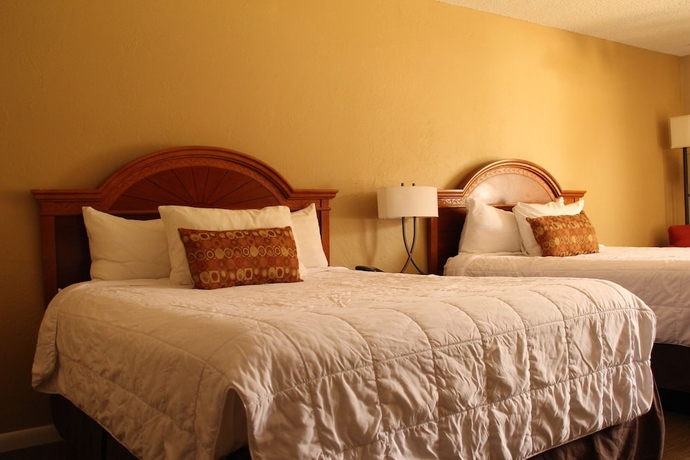 Imagen de la habitación del Hotel Crystal Cove. Foto 7