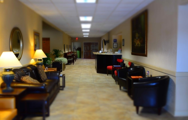 Imagen de los interiores del Hotel Crystal Cove. Foto 17