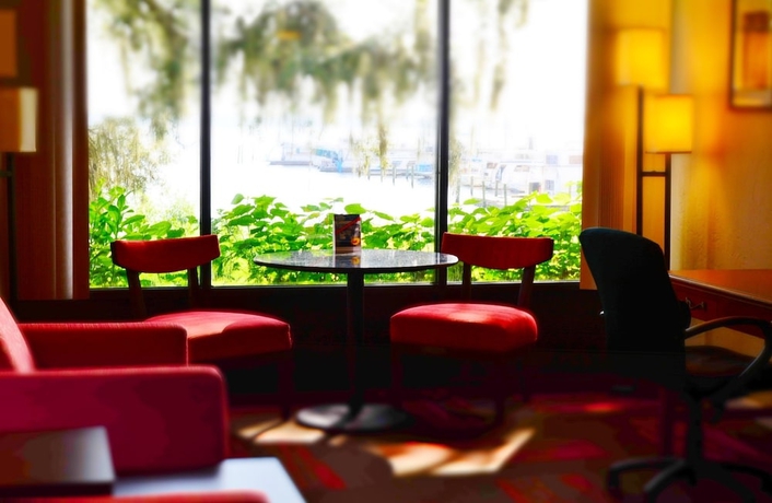 Imagen de la habitación del Hotel Crystal Cove. Foto 15