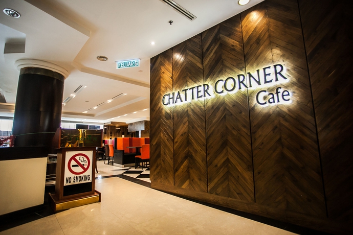 Imagen del bar/restaurante del Hotel Crystal Crown. Foto 4