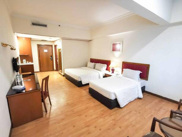 Imagen de la habitación del Hotel Crystal Crown Harbour View, Port Klang. Foto 13