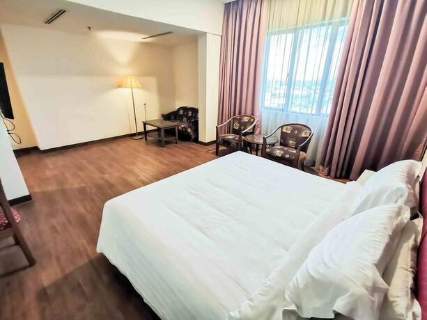 Imagen de la habitación del Hotel Crystal Crown Harbour View, Port Klang. Foto 25