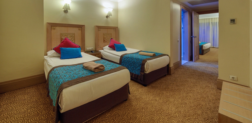 Imagen de la habitación del Hotel Crystal De Luxe Resort and Spa – All Inclusive. Foto 8