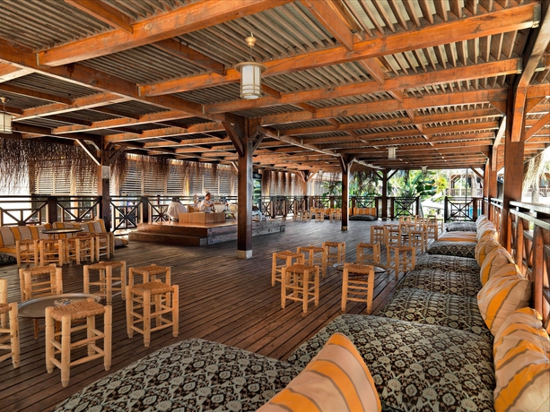 Imagen del bar/restaurante del Hotel Crystal De Luxe Resort and Spa – All Inclusive. Foto 6