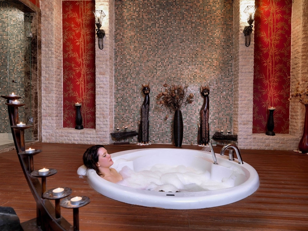 Imagen de la piscina del Hotel Crystal De Luxe Resort and Spa – All Inclusive. Foto 16