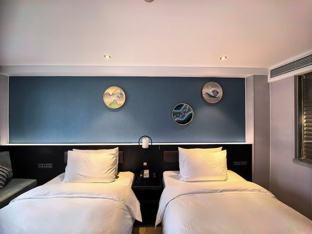 Imagen de la habitación del Hotel Crystal Hotel Shanghai Wujiaochang. Foto 5