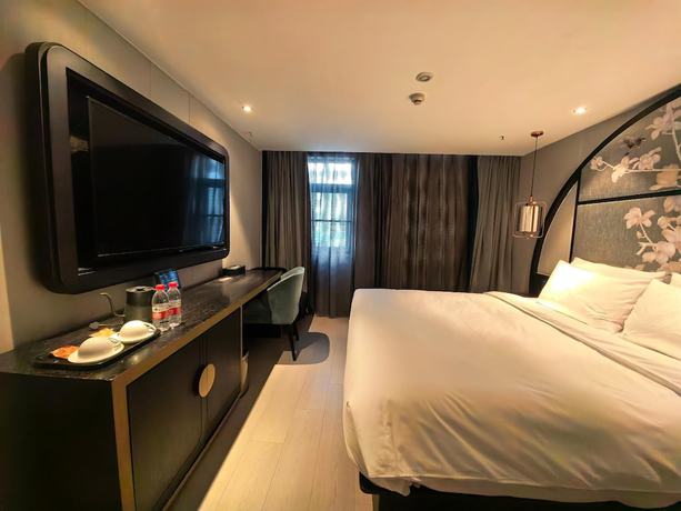 Imagen de la habitación del Hotel Crystal Hotel Shanghai Wujiaochang. Foto 8