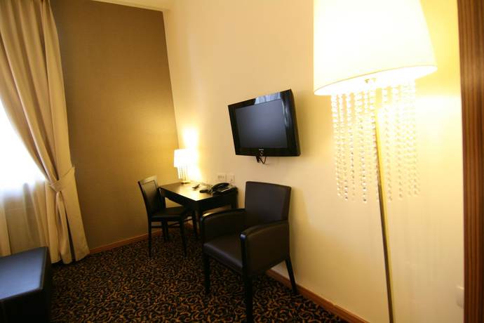 Imagen de la habitación del Hotel Crystal, Ilidža. Foto 9