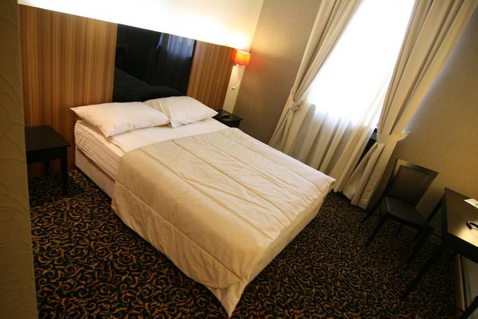 Imagen de la habitación del Hotel Crystal, Ilidža. Foto 13