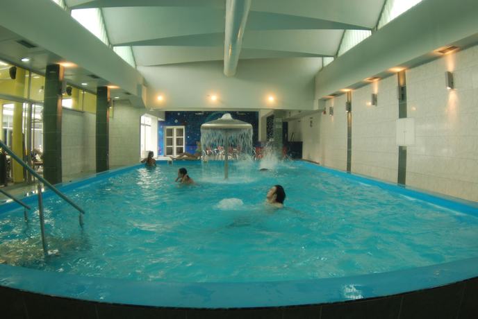 Imagen de la piscina del Hotel Crystal, Ilidža. Foto 20